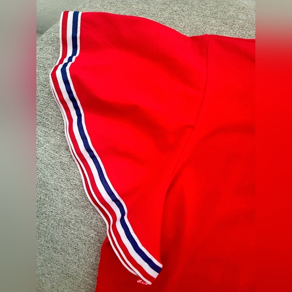 In 2 You Womens Red Top Sequined Dog - Picture 6 of 6